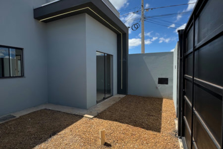 Casa à venda com 2 quartos, sendo 1 suíte,  em Jardim Bela Vista, Três Lagoas, MS