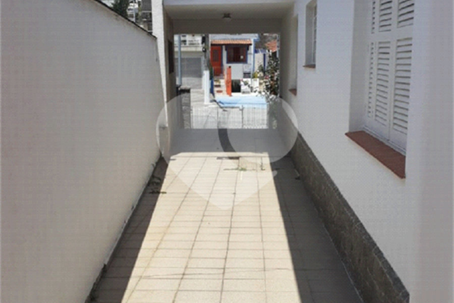 Casa Terrea a venda no bairro do Jardim França