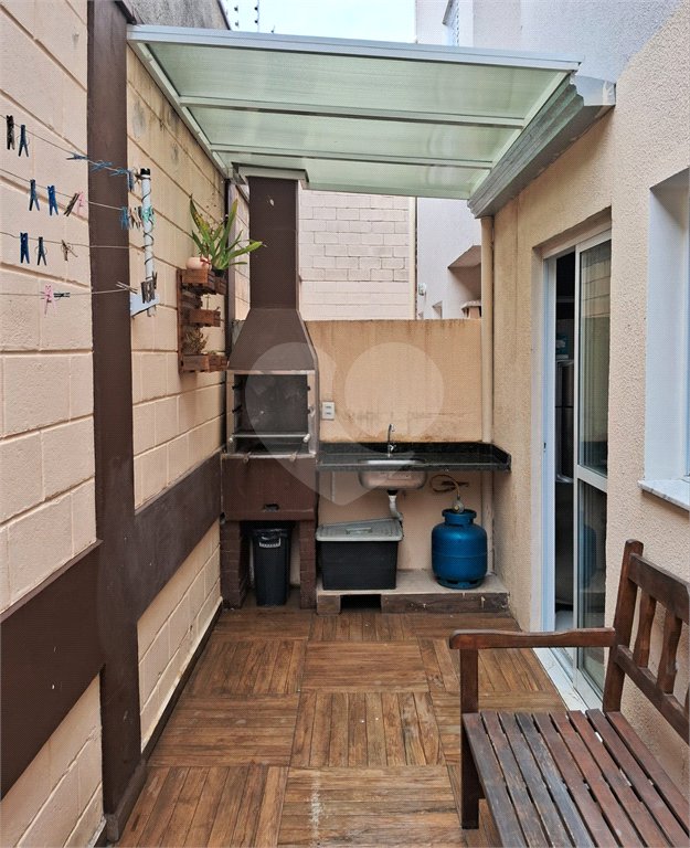 Casa de Vila à venda com 3 quartos, sendo 1 suíte, em Vila Pasti, Louveira, SP