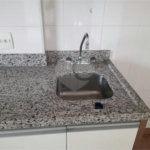 APARTAMENTO DE 44,5 M² COM 01 DORMITÓRIO E COZINHA COM ARMÁRIOS, VARANDA GOURMET E VAGA PARA LOCAÇÃO EM SANTANA