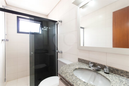 Apartamento a Venda na Chácara Santo Antônio, 163 m², 3 suítes, 2 vagas,, lazer e próximo ao parque