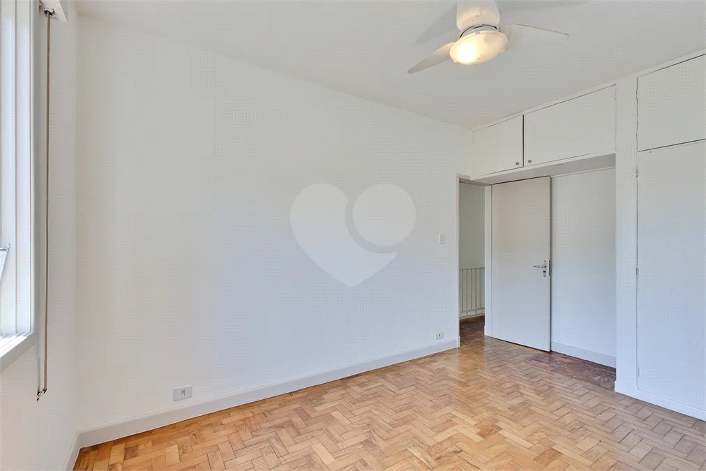 Casa de Vila à venda com 4 quartos, sendo 2 suítes, em Alto da Boa Vista, São Paulo, SP