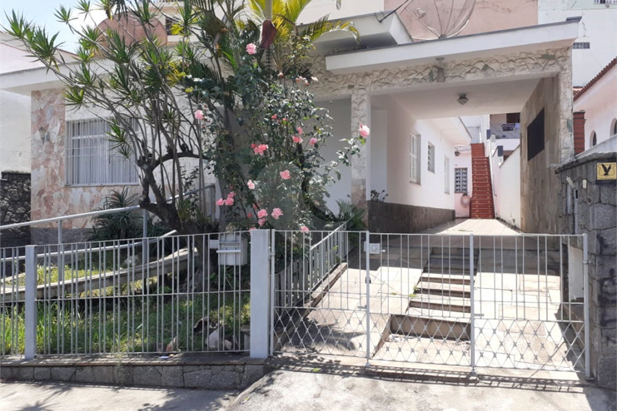 Casa Terrea a venda no bairro do Jardim França