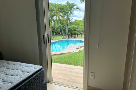 Chácara no Condomínio Vale das Laranjeiras em Indaiatuba SP - Venda - R$ 3,600.000,00 - Locaçao - R$ 30.000,00 mais encargos - Linda, espaçosa, aconchegante, acabamento de alto padrão em rua tranquila e arborizada, em um dos Condomínios mais valorizados de Indaiatuba. Com fácil acesso as principa