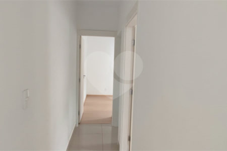 Apartamento com 2 dormitórios
