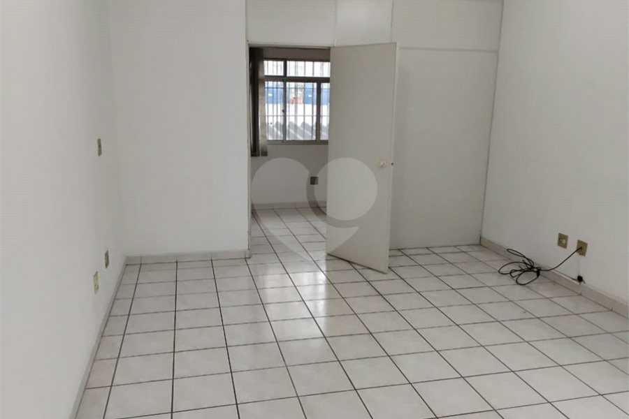Excelente sala comercial na Zona Sul