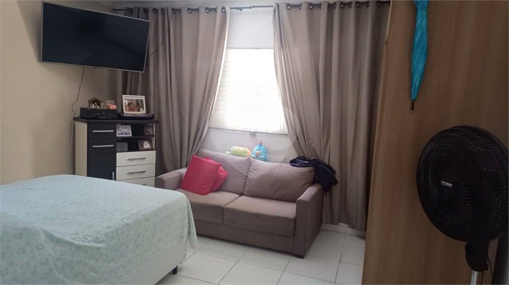 Ótimo sobrado à venda, ao lado do Roldão na Av. Cupece.