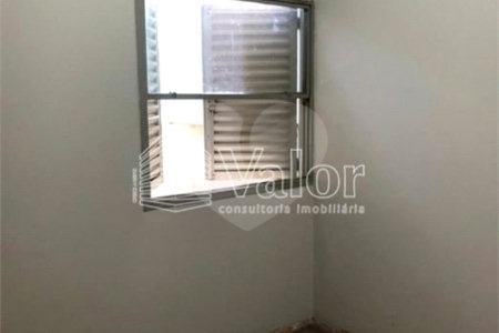 Casa térrea para venda na Vila Monteiro