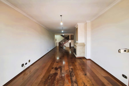 Casa à venda com 4 suítes, sendo 1 suíte externa, no Jardim Bonfiglioli, São Paulo - SP