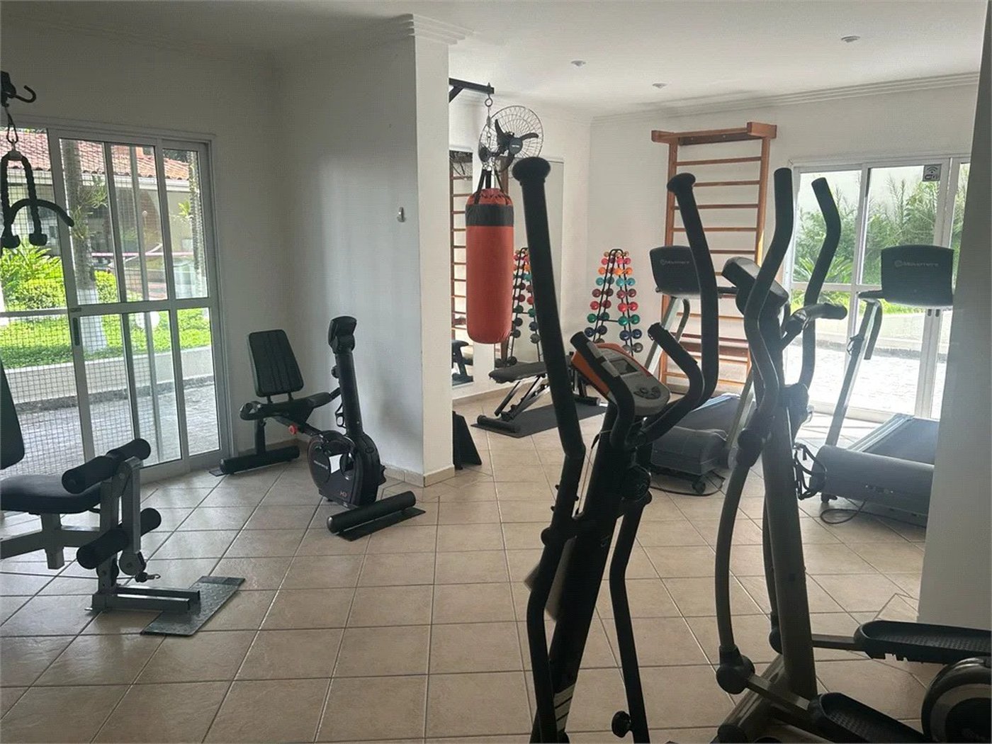 Apartamento à venda com 3 quartos, sendo 1 suíte, em Jardim Sul, São Paulo, SP