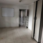 Vende Sobrado com 180m² - Vila Santa Catarina