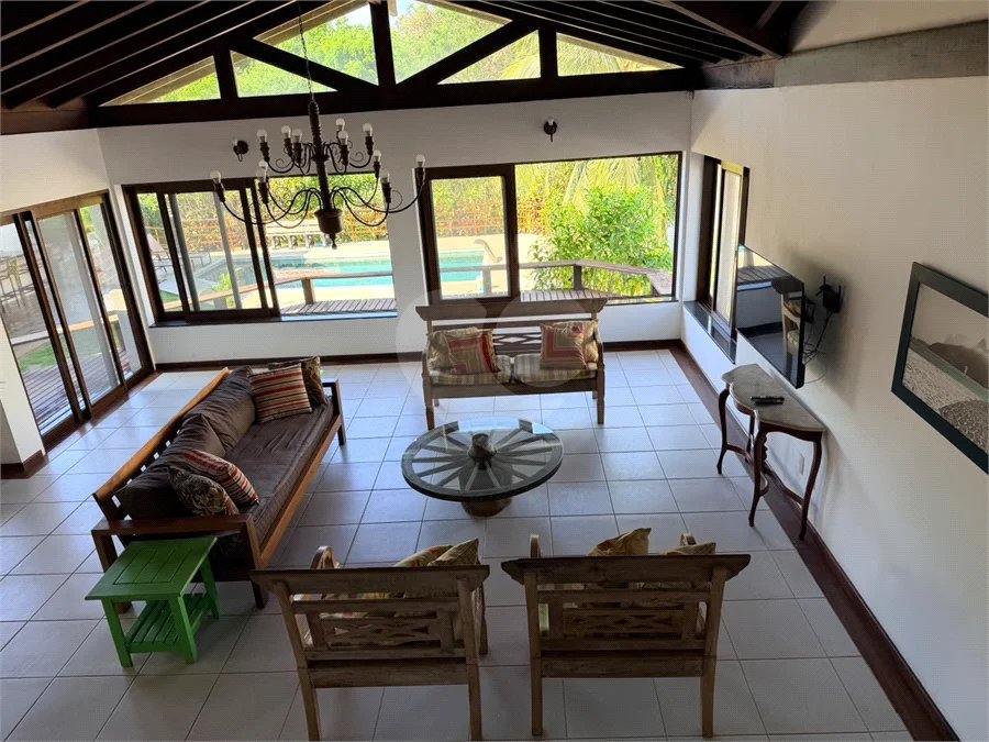 Casa à venda com 4 suítes em Ferradura, Armação dos Búzios, RJ