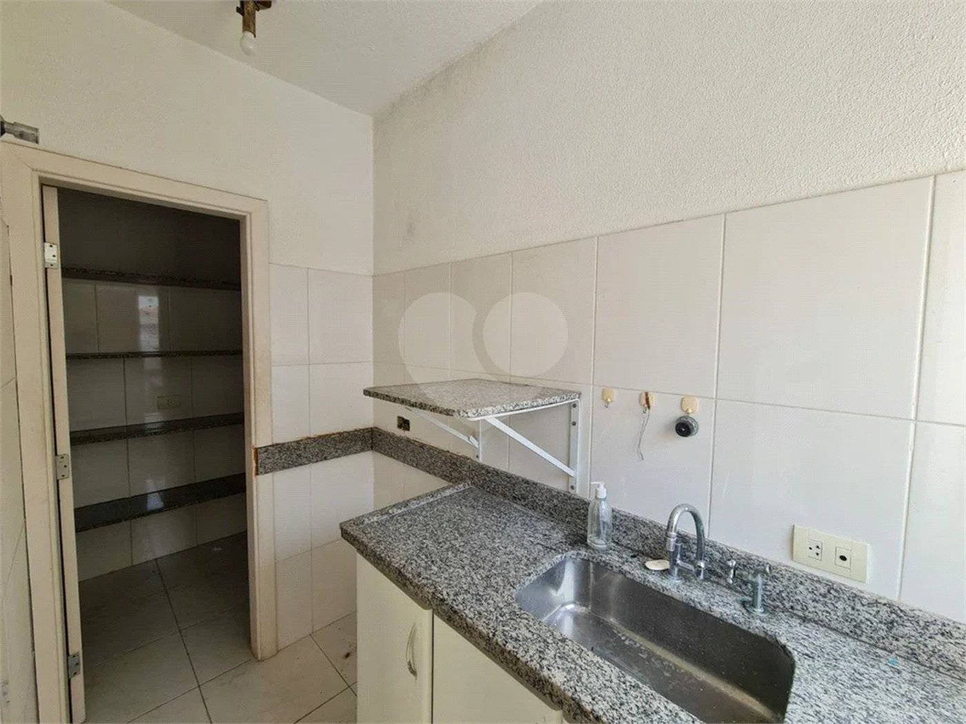 Sala à venda em Jardim Bela Vista, Santo André, SP