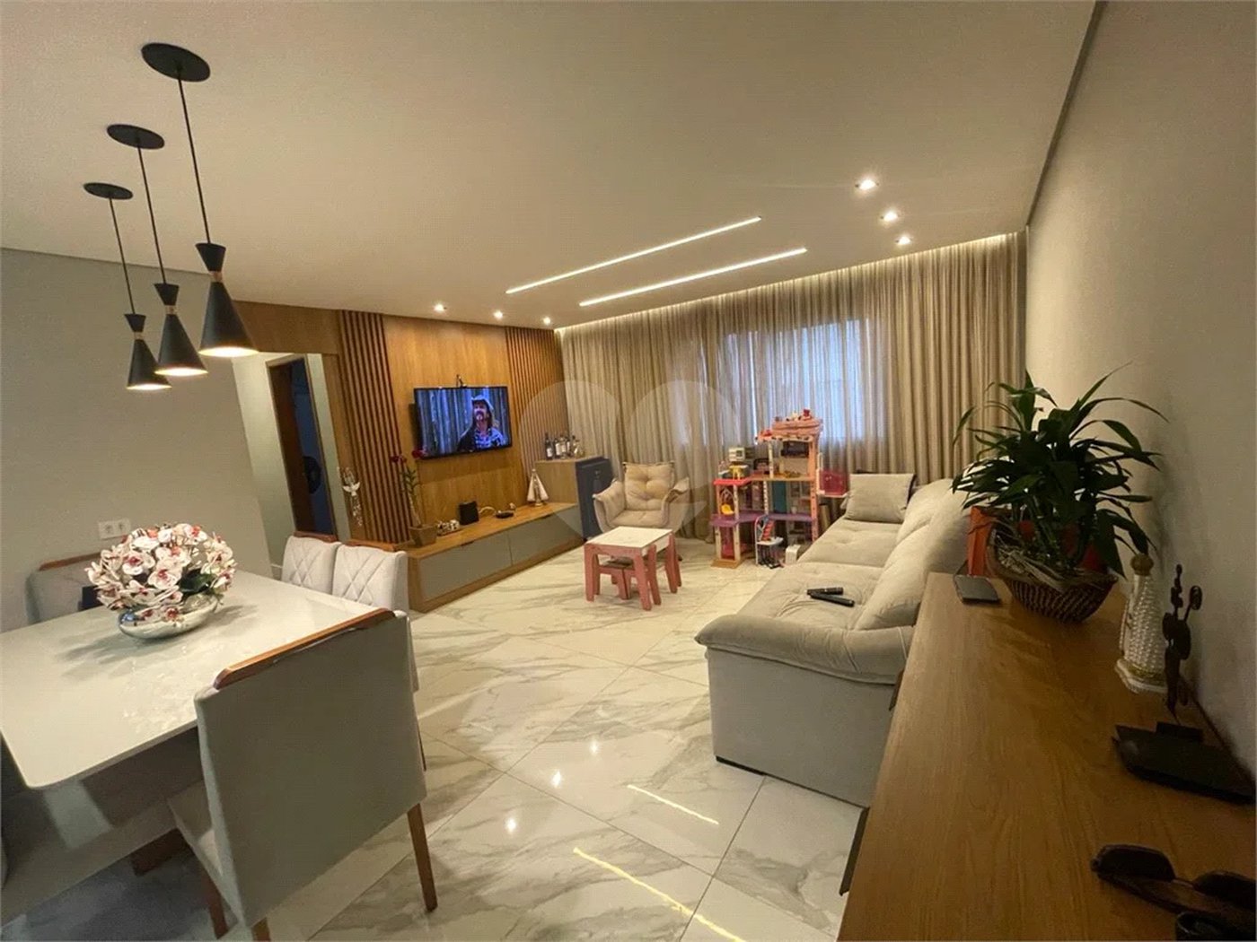 Apartamento com 70m², 3 dormitórios, 1 suíte, 1 vaga, à venda na Vila Guilherme.