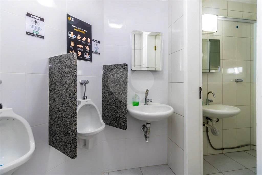 Conjunto comercial reformado á venda na Mooca
