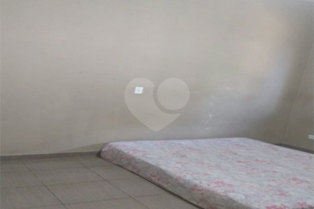 Casa no Jardim Embaré 2 dormitórios 250m@ de terreno