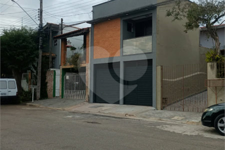 Belíssimo Sobrado com 3 Quartos e 135m² A/C à Venda no Jardim Alvinópolis - Atibaia