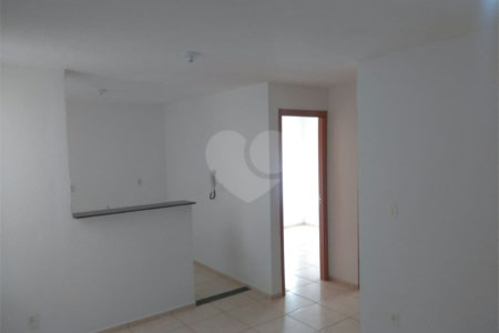 Apartamento no Condomínio Residencial Monte Everest