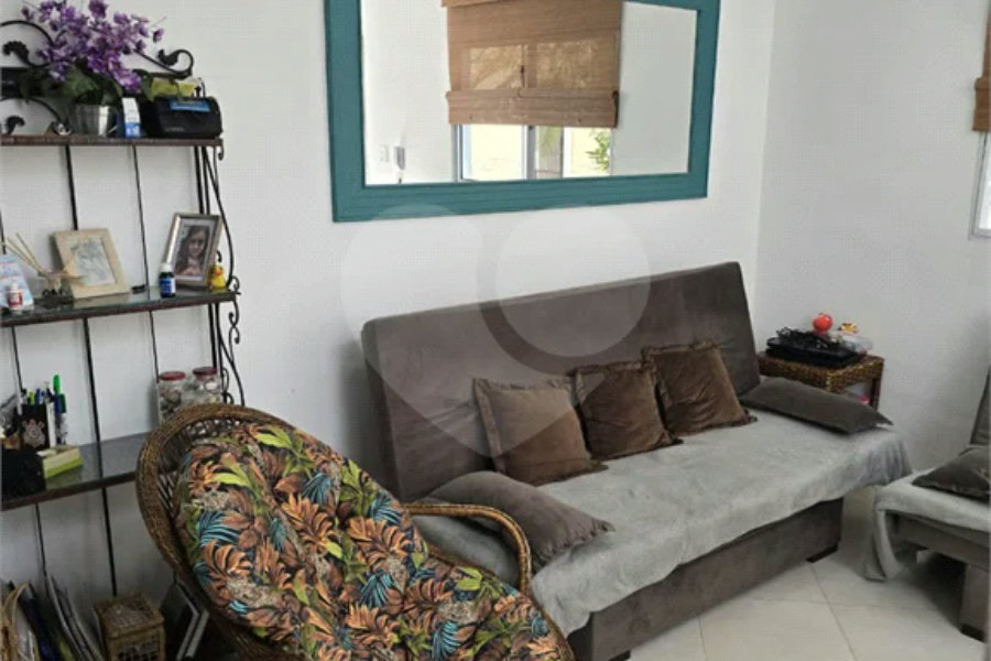 Apartamento à venda com 2 suítes em Maitinga, Bertioga, SP
