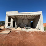 Casa á venda, com 03 Dormitórios, sendo 1 suíte, no Condomínio Recanto do Sábia em São Carlos-SP
