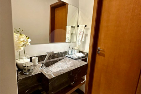Casa com piscina à Venda no Residencial Damha II, São Carlos