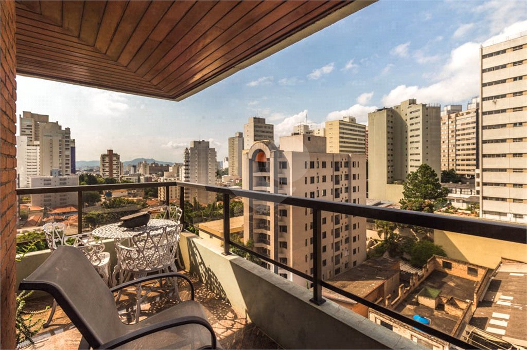Apartamento com 4 quartos, 3 suítes, 6 vagas, 280 m²Sumaré Alto Padrão