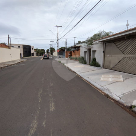 Casa com 3 dormitórios no Jardim Nova Santa Paula