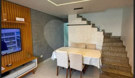 Casa à venda com 3 quartos, sendo 1 suíte,  no condomínio Residencial Araguaia, São Paulo - SP