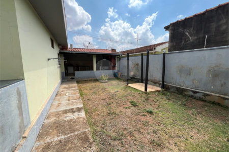 Casa a venda com 2 dormitórios na Vila São José