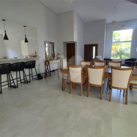 Casa térrea para venda no Condomínio Damha III
