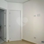 Apartamento com 2 dormitórios , sendo 1 suíte , 1 vaga , á venda na Vila Humaitá em Santo André.
