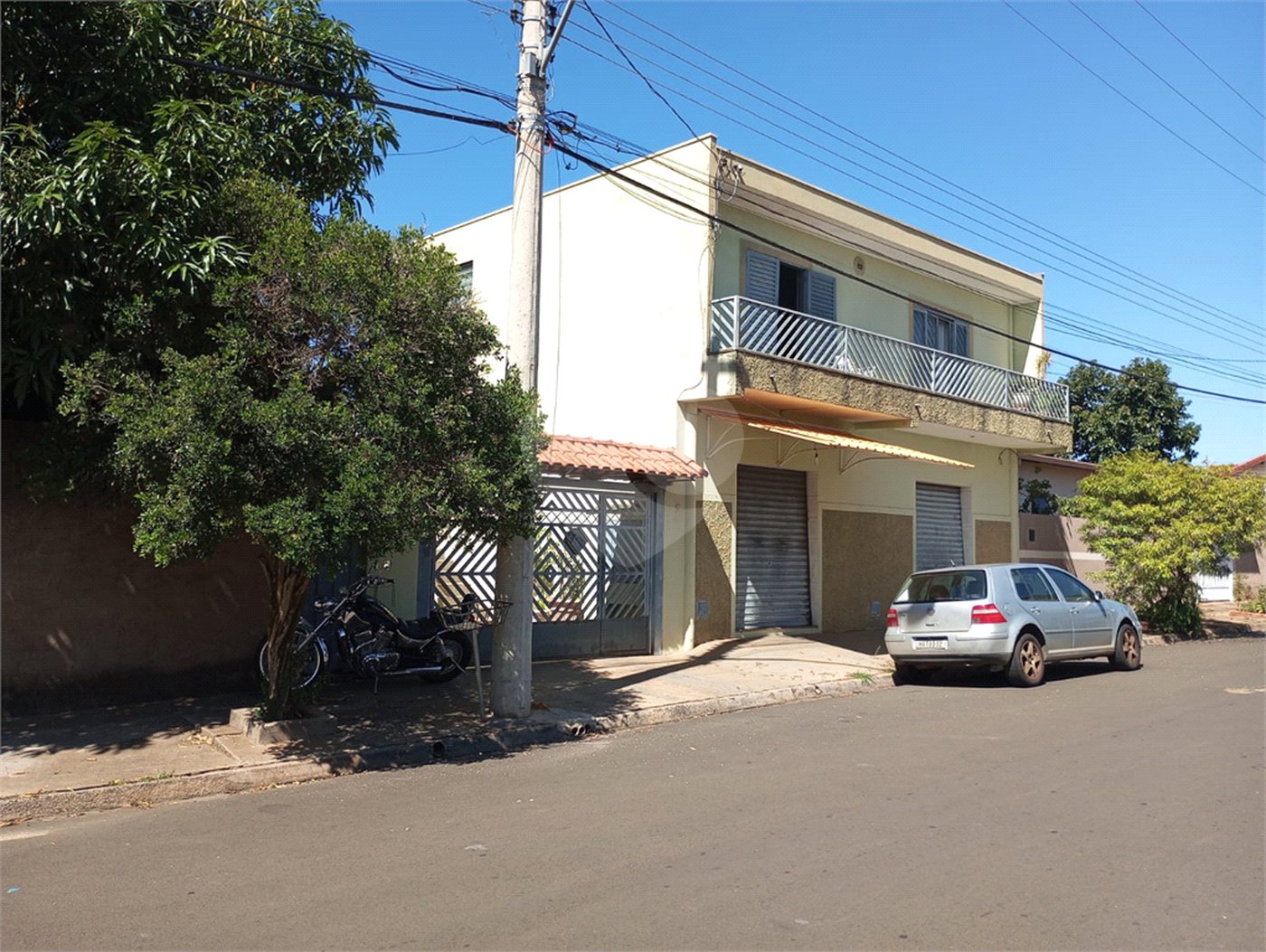 Casa Sobrado Residencial e Comercial no Maria Stella Fagá