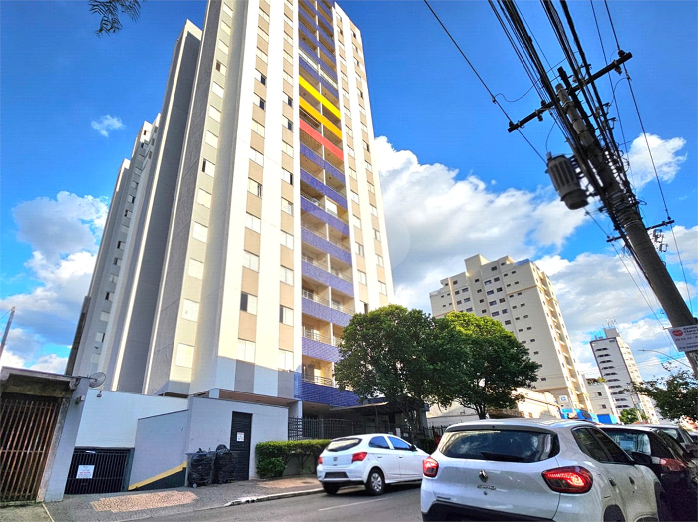 Apartamento com 3 dormitórios à venda no centro de São Carlos