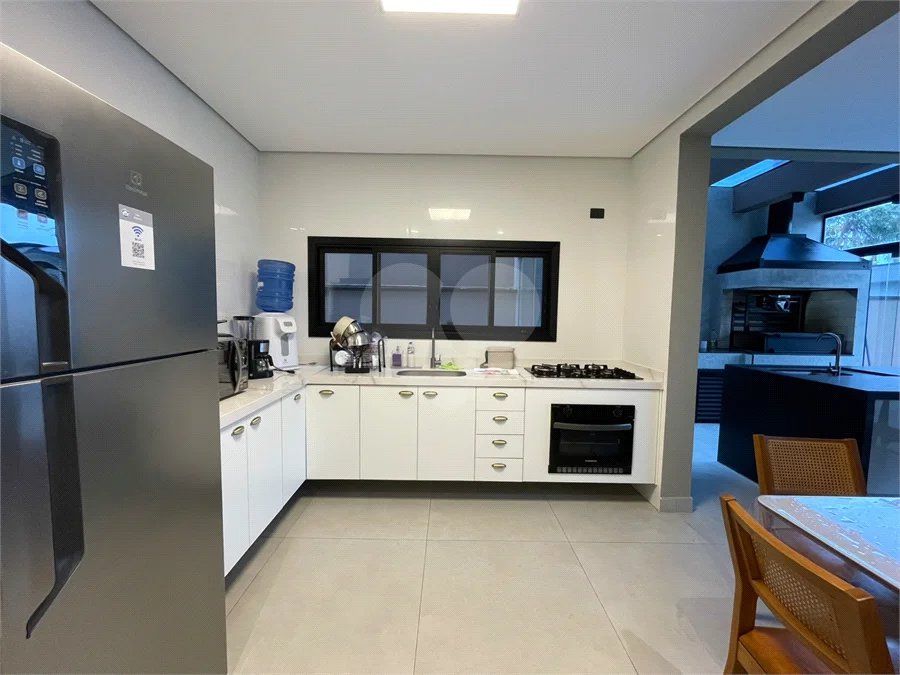 Casa à venda ou para alugar com 5 quartos, sendo 4 suítes,  em Morada da Praia, Bertioga, SP