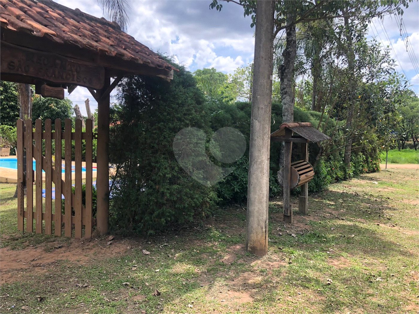Chácara no Lagoa Dourada .