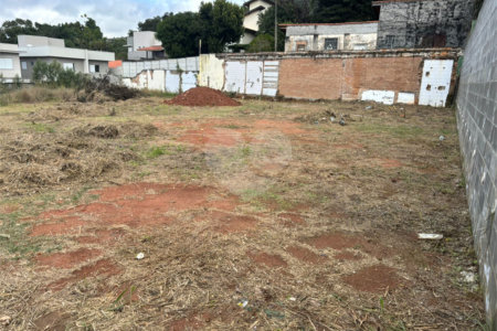 Excelente terreno com 493,65 metros quadrados com vista para a pedra grande em Atibaia sp.