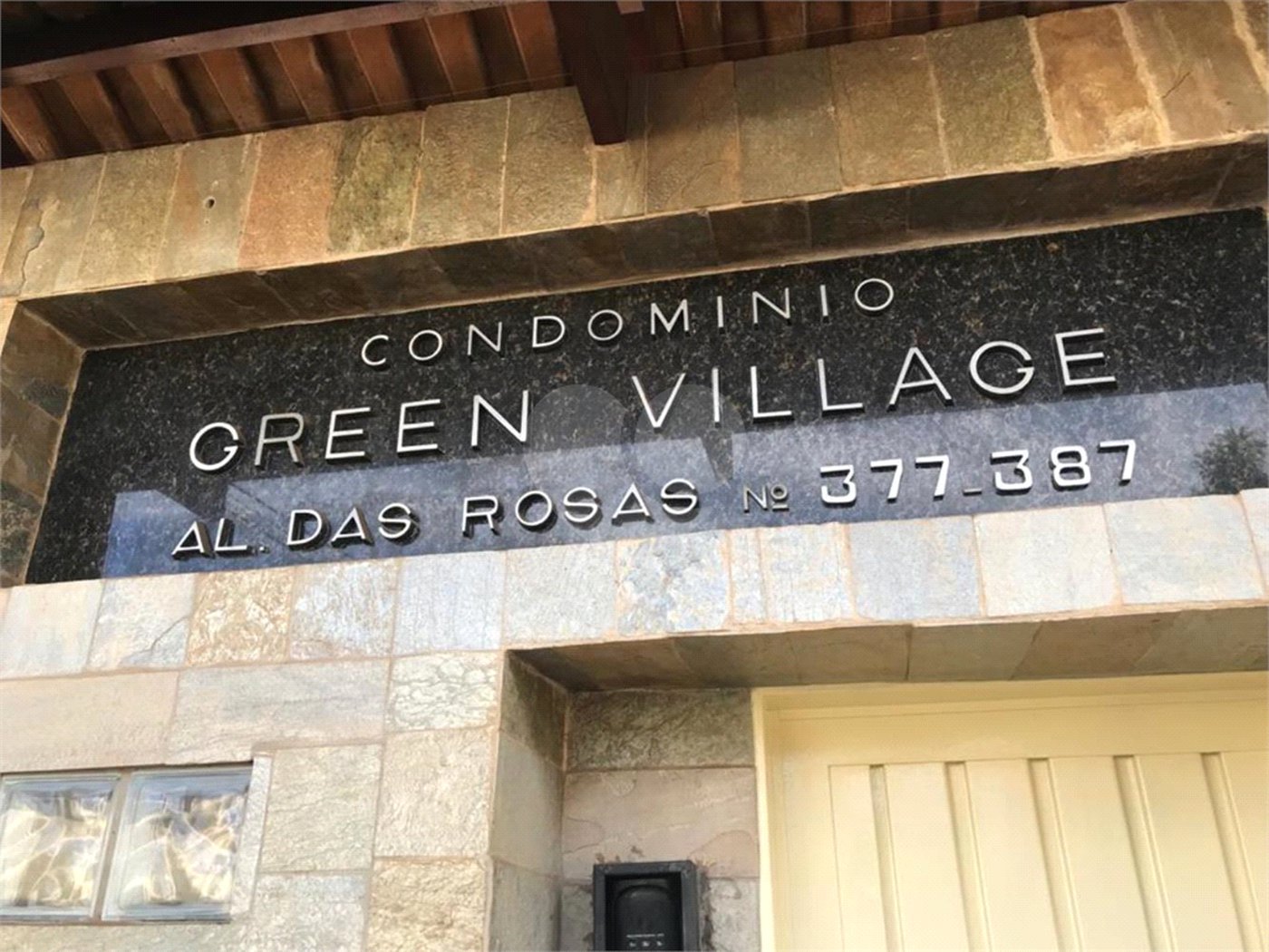 Casa para venda no condomínio fechado Green Village