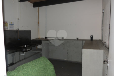 Excelente Casa Térrea Comercial em Região Nobre !!!