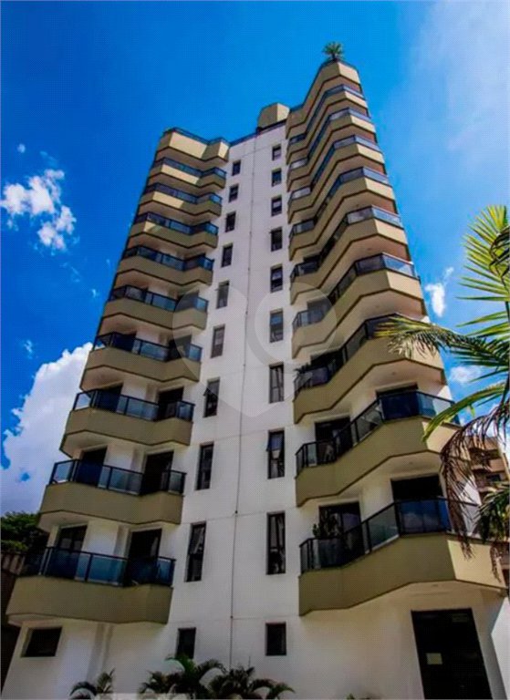 Cobertura duplex com 90 m², perfeita para quem busca conforto, privacidade e uma excelente localização.
