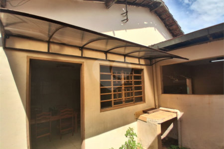 Casa espaçosa na Vila Costa do Sol em São Carlos – excelente para moradia, comércio ou investimento!