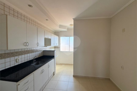 Apartamento de 2 Dormitórios á venda, no Parque Santa Marta em São Carlos.