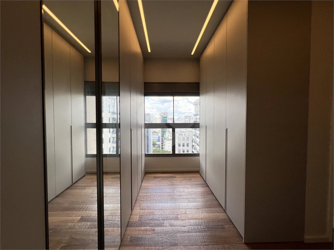 Apartamento de Alto Padrão próximo à Praça Pereira Coutinho