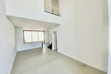 Casa à venda com 3 quartos, sendo 3 suítes, no condomínio Vila Giardino, Jundiaí - SP