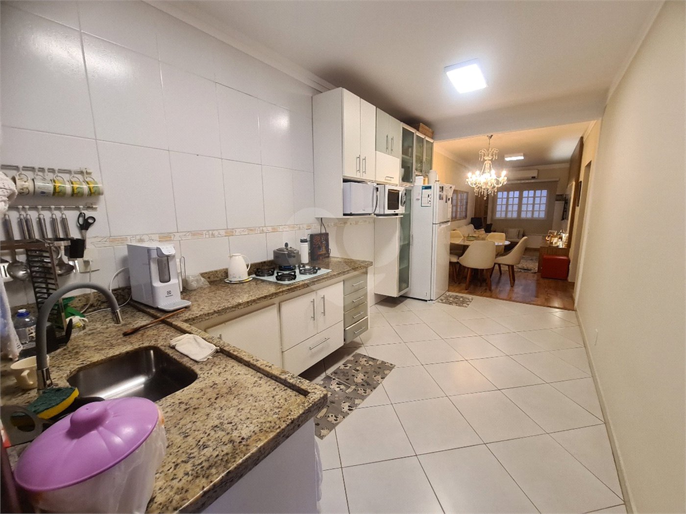 CASA A VENDA EM CONDOMINIO FECHADO RESIDENCIAL BELL PARK, JARDIM UIRA, 2 DORMITORIOS SENDO 1 SUÍTE,