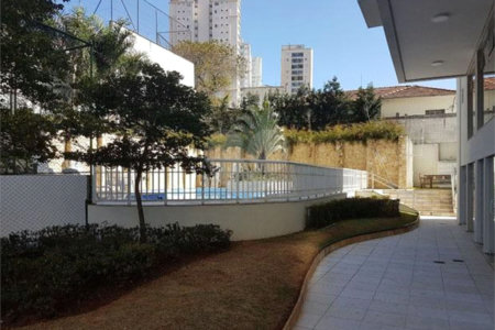 Apartamento Condominio Clube em Pinheiros com 90 m² Útil com 3 dormitórios sendo 1 suíte com 1 Vagas