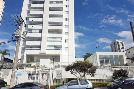 Apartamento Condominio Clube em Pinheiros com 90 m² Útil com 3 dormitórios sendo 1 suíte com 1 Vagas