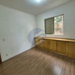 Apartamento à venda com 3 quartos, 1 banheiro e 1 vaga próximo à USP