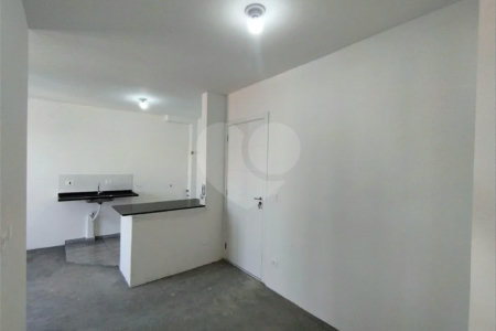 Apartamento de 33m2 localizado na Saúde