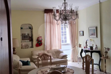 Apartamento em Higienópolis com 2 dormitórios