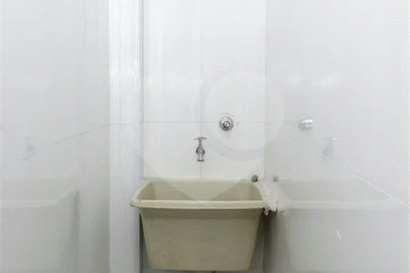 Apartamento - Centro - 1 Dormitório - Próximo ao Metrô - Venda